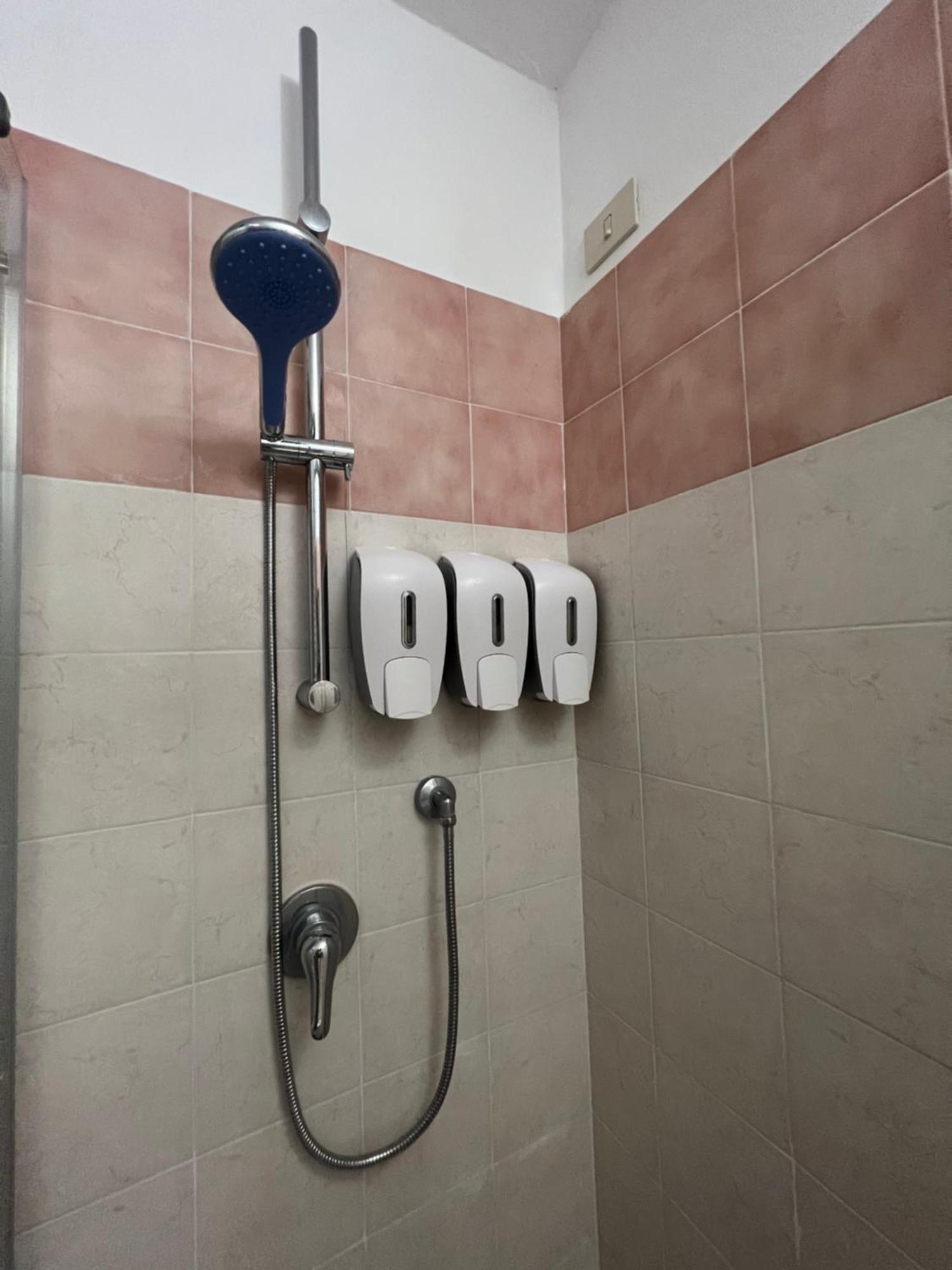 Tevere 20 House Μόνζα Δωμάτιο φωτογραφία